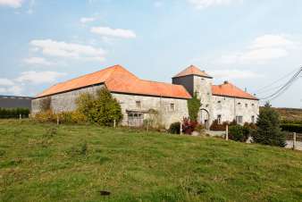 3,5-Sterne-Ferienhaus für 32 Personen auf einem Schlossbauernhof in Durbuy