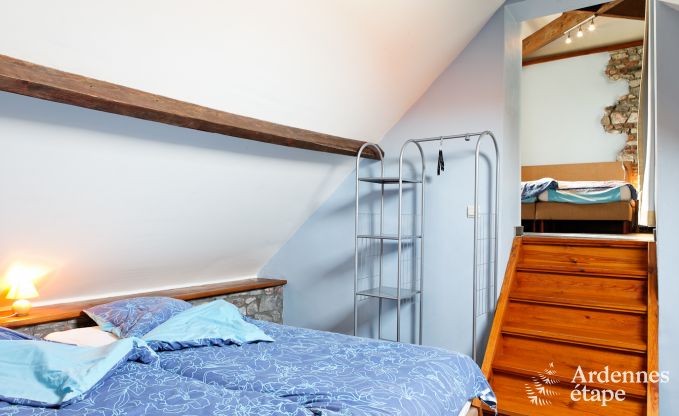 Ferienhaus in Durbuy: 32 Personen, 12 Schlafzimmer, privater Garten, Herz der belgischen Ardennen