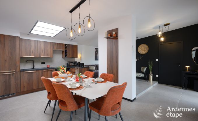 Ferienhaus mit Jacuzzi und modernem Interieur in Durbuy, ideal fr 2 Paare oder Familie von 4