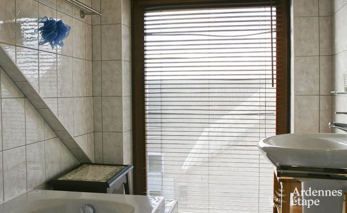 Gro�es Ferienhaus auf dem Bauernhof in Durbuy, 8 Schlafzimmer, 7 Badezimmer, privater Garten, Ausstattung f�r Familien und Radfahrer, Ardennen