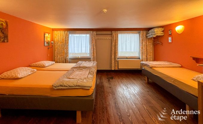 Gro�es Ferienhaus auf dem Bauernhof in Durbuy, 8 Schlafzimmer, 7 Badezimmer, privater Garten, Ausstattung f�r Familien und Radfahrer, Ardennen