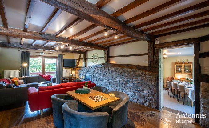 Ferienhaus mit �berdachter Whirlpool Erez�e 16 Pers. Ardennen