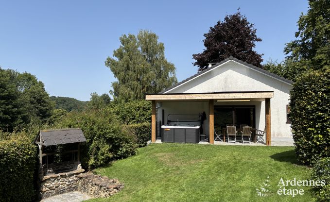 Gemtliches Ferienhaus fr 6 Personen in Ereze, Ardennen: genieen Sie Komfort, Jacuzzi und die Nhe zur Natur
