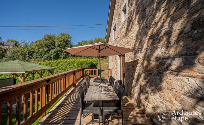 Ferienhaus mit berdachter Whirlpool Ereze 16 Pers. Ardennen