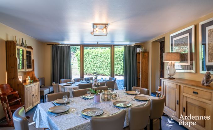 Ferienhaus mit berdachter Whirlpool Ereze 16 Pers. Ardennen