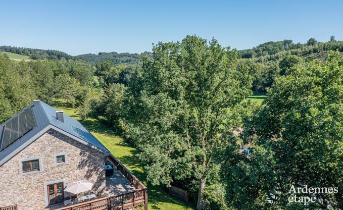 Ferienhaus mit berdachter Whirlpool Ereze 16 Pers. Ardennen