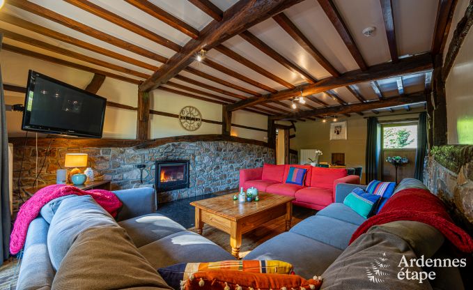 Ferienhaus mit berdachter Whirlpool Ereze 16 Pers. Ardennen