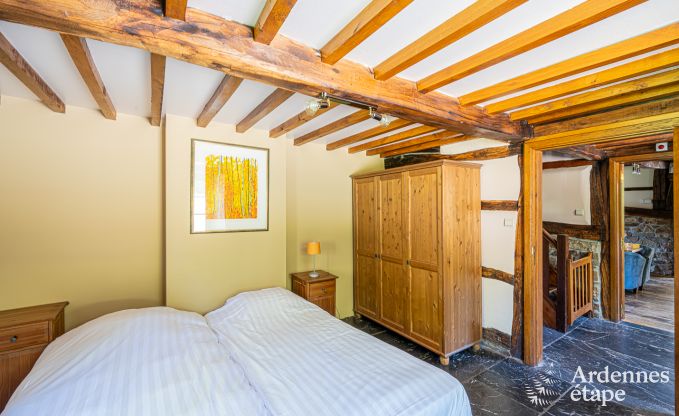 Ferienhaus mit berdachter Whirlpool Ereze 16 Pers. Ardennen