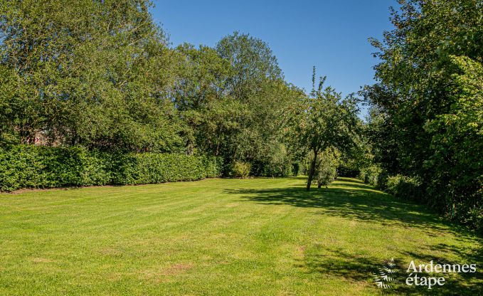 Ferienhaus mit berdachter Whirlpool Ereze 16 Pers. Ardennen