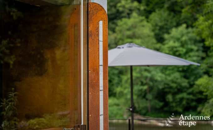 Au�ergew�hnlich Ferienhaus in Esneux f�r 18 Personen mit 6 Schlafzimmern, Infinity-Pool und Au�enwhirlpool