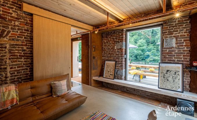 Au�ergew�hnlich Ferienhaus in Esneux f�r 18 Personen mit 6 Schlafzimmern, Infinity-Pool und Au�enwhirlpool