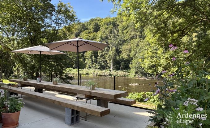 Abgelegenes Ferienhaus in Esneux fr 12 Personen mit 6 Schlafzimmern, 7 Badezimmern, Jacuzzi und Schwimmbad