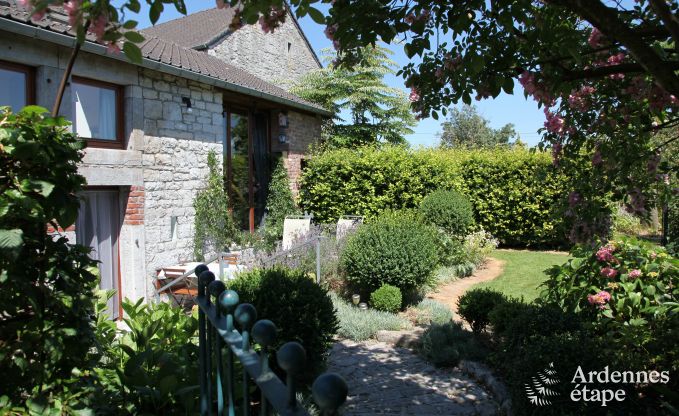 Hübsches Ferienhaus mit Garten für 2/3 Personen in Ferrières