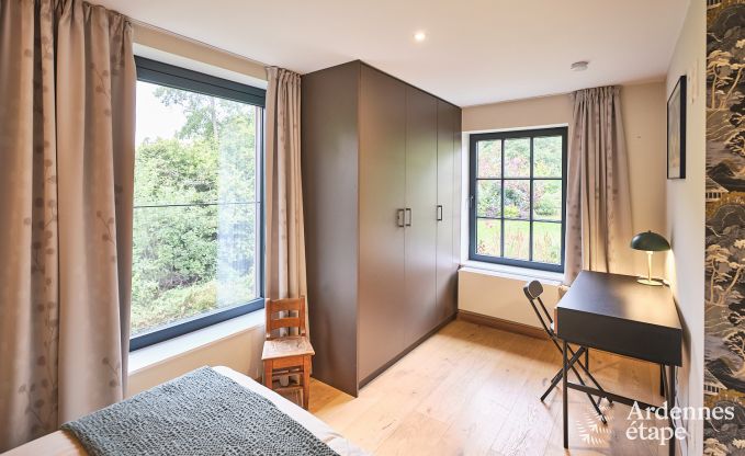 Charmantes Chalet fr 2 Personen in Ferrires mit Holzofen, Garten und
Privatterrasse am Wasser