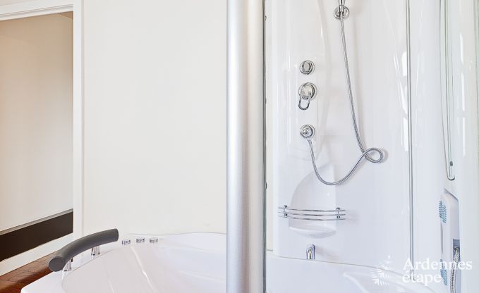 Luxusferienhaus in Froidthier fr 10 Gste mit Pool, Wellness und 5 Schlafzimmern in der Nhe von Aubel