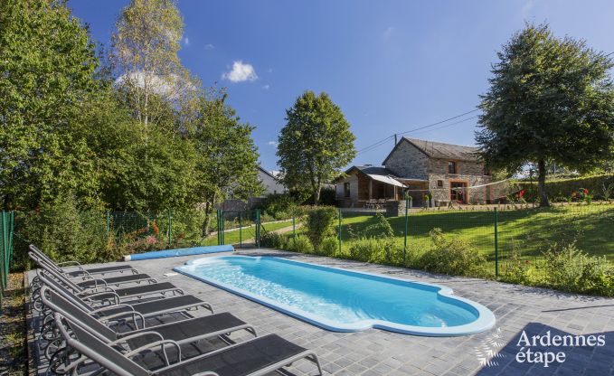 Ferienhaus mit Schwimmbad, ideal für einen Urlaub mit der ganzen Familie in Gouvy