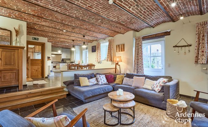 Gem�tliches Ferienhaus in Havelange f�r 10 Personen mit Garten und Holzofen in der Condroz