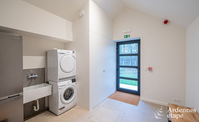 Luxusvilla fr 14 Personen in Havelange mit privatem Garten und modernen Annehmlichkeiten in den Ardennen