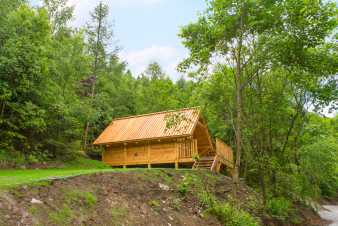Waldhütte für romantische Tage zu zweit in Houffalize