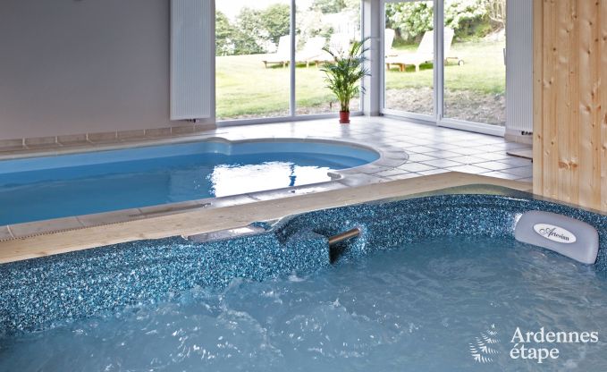 Luxusvilla für 22 Personen mit Schwimmbad und Wellness in Houffalize