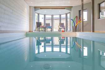 Luxusvilla Houffalize 18 Pers. Ardennen Schwimmbad Wellness Behinderten gerecht