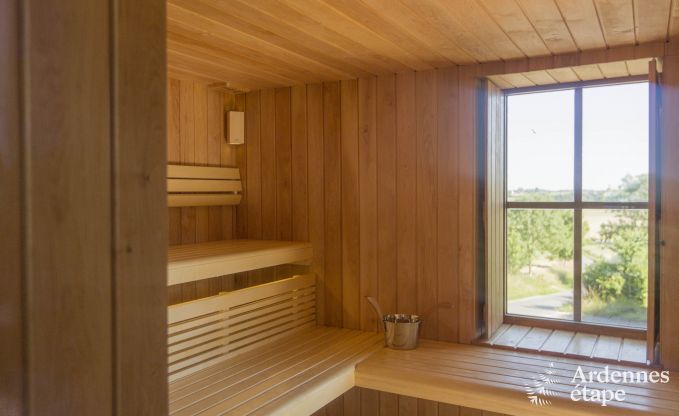 Luxuriöses und ökologisches Ferienhaus mit Sauna für 21 Personen in Huy