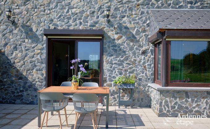 Moderne Ferienwohnung in La-Roche-en-Ardenne mit Garten und Terrasse