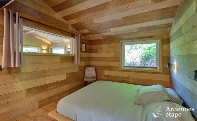 Ger�umiges Chalet am Wasser f�r 6 Personen mit Holzofen, Grill und privater Terrasse in La Roche-en-Ardenne