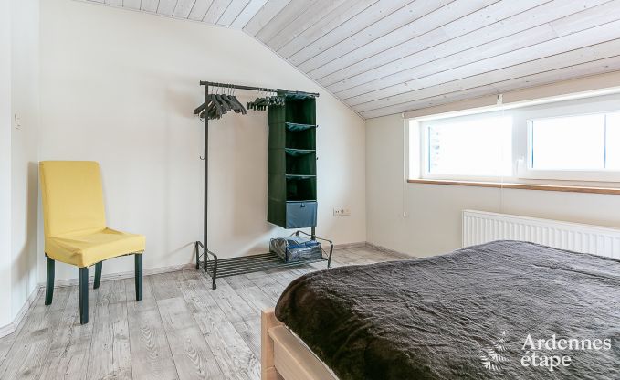 Geräumiges und komfortables Ferienhaus für 8 Personen in La Roche