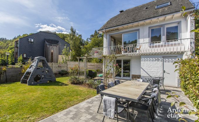 Ferienhaus mit Sauna für 9 Personen in La Roche-en-Ardenne