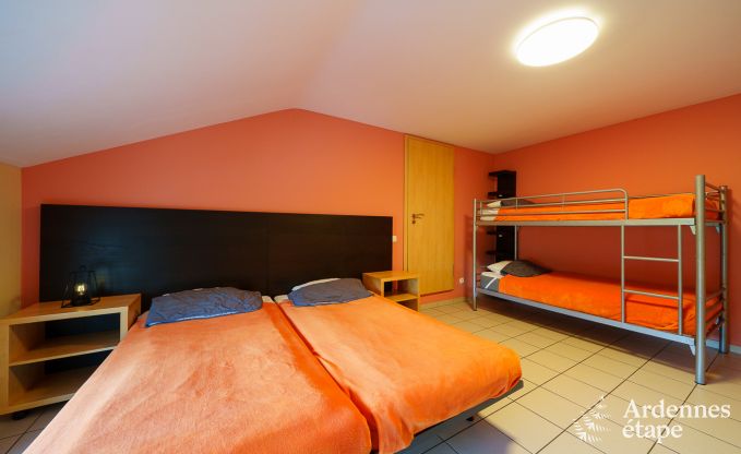 Ferienhaus in L�glise, Ardennen, 32 Personen, gro�er privater Garten, Sportanlagen, Spa, Spielzimmer, optimaler Komfort