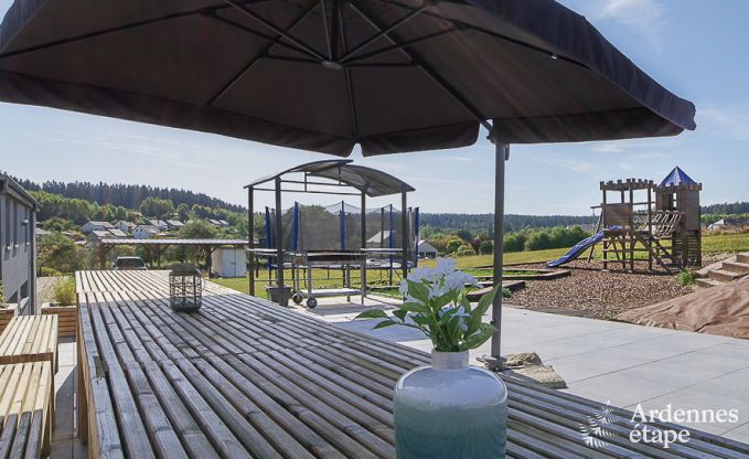 Ferienhaus in L�glise, Ardennen, 32 Personen, gro�er privater Garten, Sportanlagen, Spa, Spielzimmer, optimaler Komfort