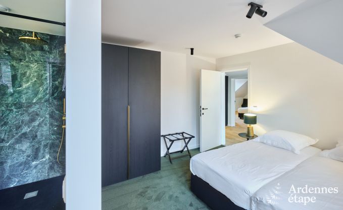 Schloss in Libin: eleganter Aufenthalt f�r 40 Personen mit umfangreichen Annehmlichkeiten