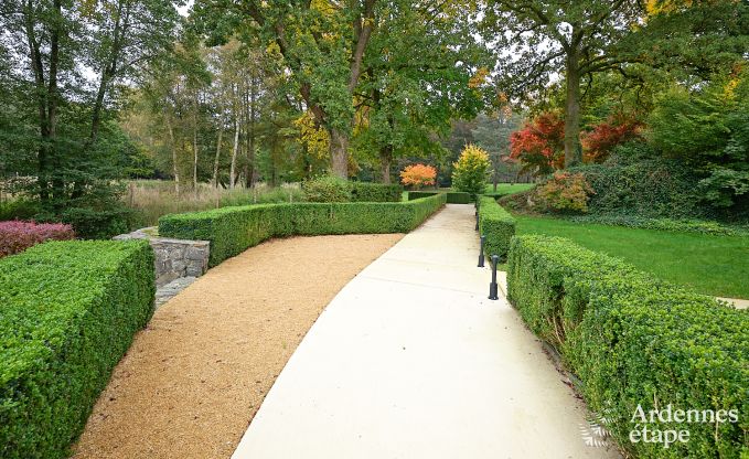 Schloss in Libin: eleganter Aufenthalt f�r 40 Personen mit umfangreichen Annehmlichkeiten