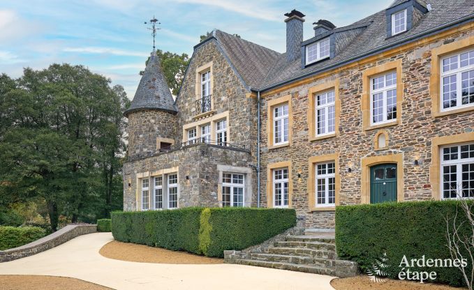 Schloss in Libin: eleganter Aufenthalt f�r 40 Personen mit umfangreichen Annehmlichkeiten