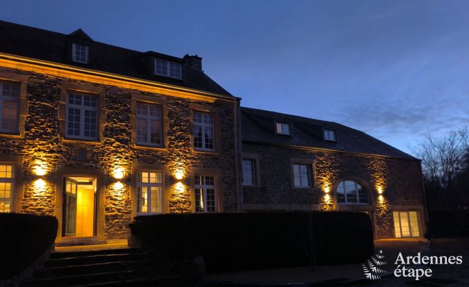 Schloss in Libin: eleganter Aufenthalt f�r 40 Personen mit umfangreichen Annehmlichkeiten