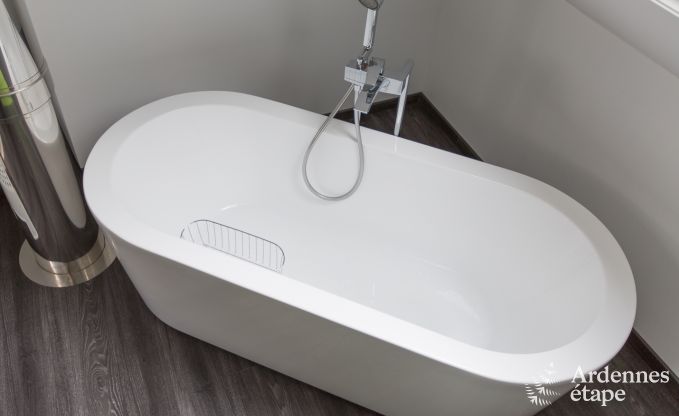 Ger�umiges Ferienhaus f�r 9 Personen in Libramont-Chevigny mit Privatgarten und Terrasse mit Aussicht