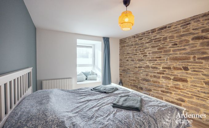 Chalet in Libramont: ger�umiges Ferienhaus f�r 20 Personen mit Spielzimmer, Garten und Grill in den Ardennen