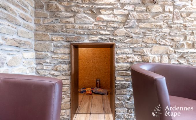 Kinderfreundliches Ferienhaus in Libramont fr 22 Personen mit Garten und Spielzimmer