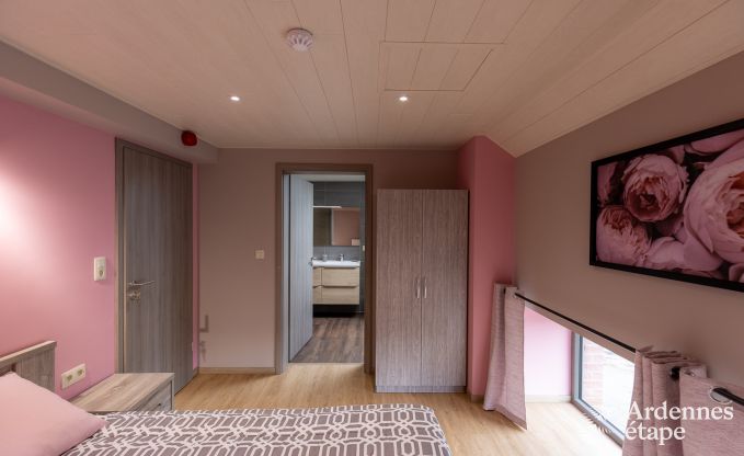 Kinderfreundliches Ferienhaus in Libramont fr 22 Personen mit Garten und Spielzimmer