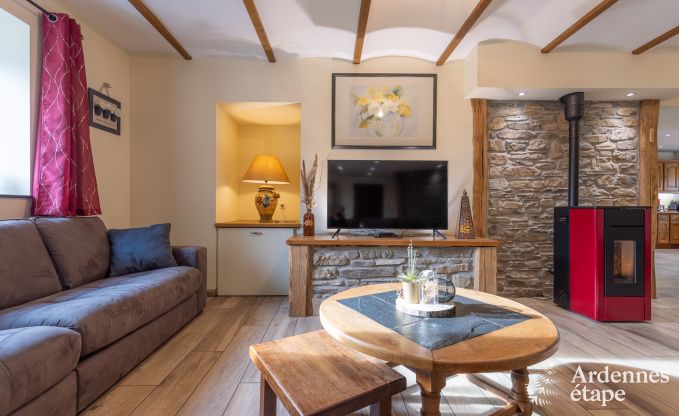 Kinderfreundliches Ferienhaus in Libramont fr 22 Personen mit Garten und Spielzimmer