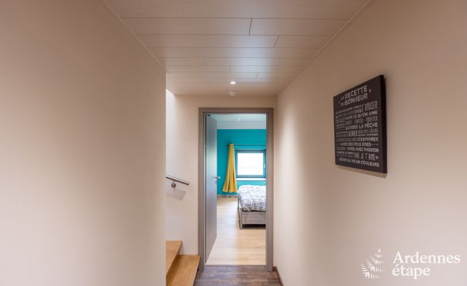 Kinderfreundliches Ferienhaus in Libramont fr 22 Personen mit Garten und Spielzimmer