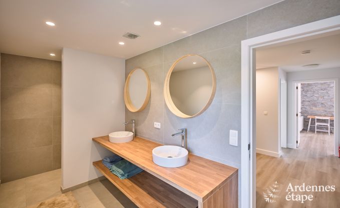 Ferienhaus in Libramont fr 8 bis 10 Personen mit Spielzimmer, Terrasse und Garten in den Ardennen