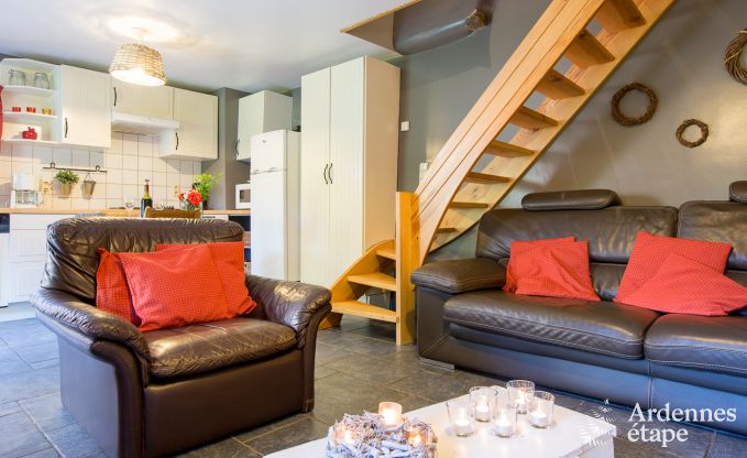 Komfortables Ferienhaus für 2 Personen mit Ausblick in Lierneux