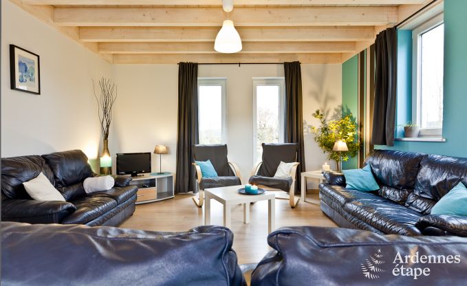 Modernes Ferienhaus für 8 Personen mit Wellnessausstattung in Lierneux