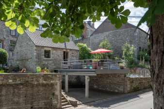 Ferienhaus für 4 Personen mit Blick auf die Festungsmauern von Limbourg