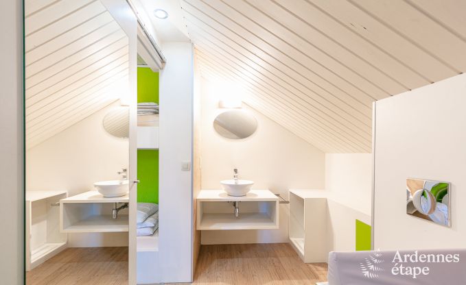 Einladende Luxusvilla für 22 Personen mit Wellnessbereich in Malmedy