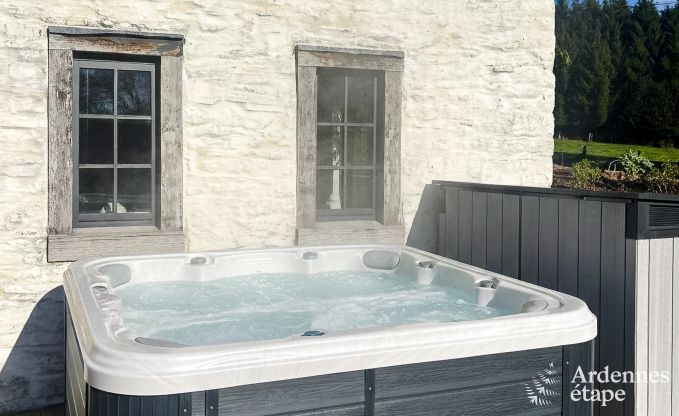 Charmantes und stilvolles Bauernhaus fr 14 Personen und 2 Hunde in Manhay