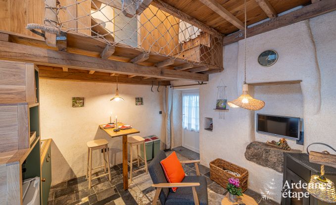 Originelles und gem�tliches Ferienhaus f�r 2 Personen in Manhay mit privater Terrasse und Holzpelletkamin