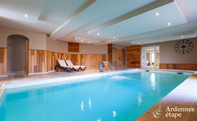 Luxusvilla mit Schwimmbad für 22 Personen in Marche-en-Famenne